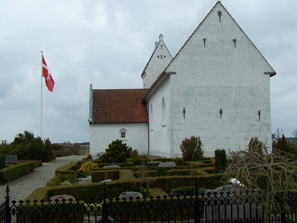 Alstrup Kirke fra øst